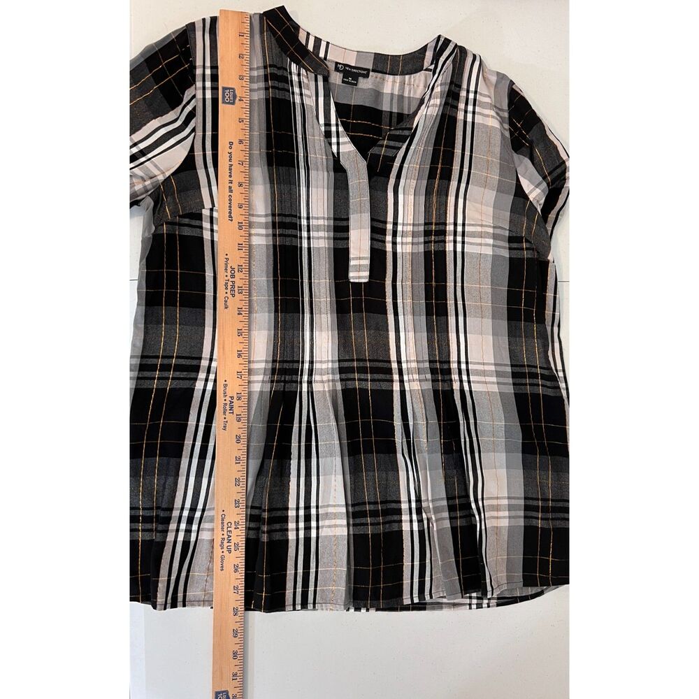 New Directions Women's Black White Gold Metallic Plaid Bell Sleeve Top Size M - Picture 9 of 11